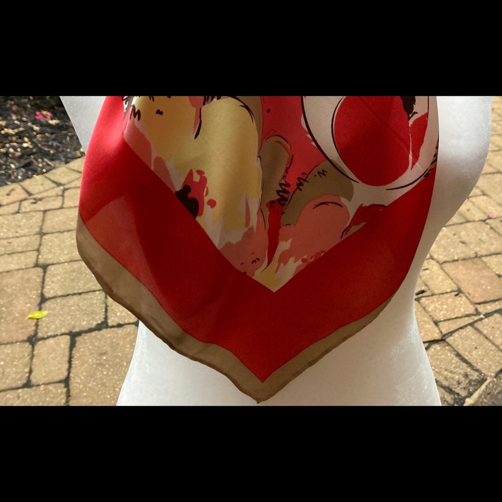 100% SILK DONCASTER SQUARE SCARF